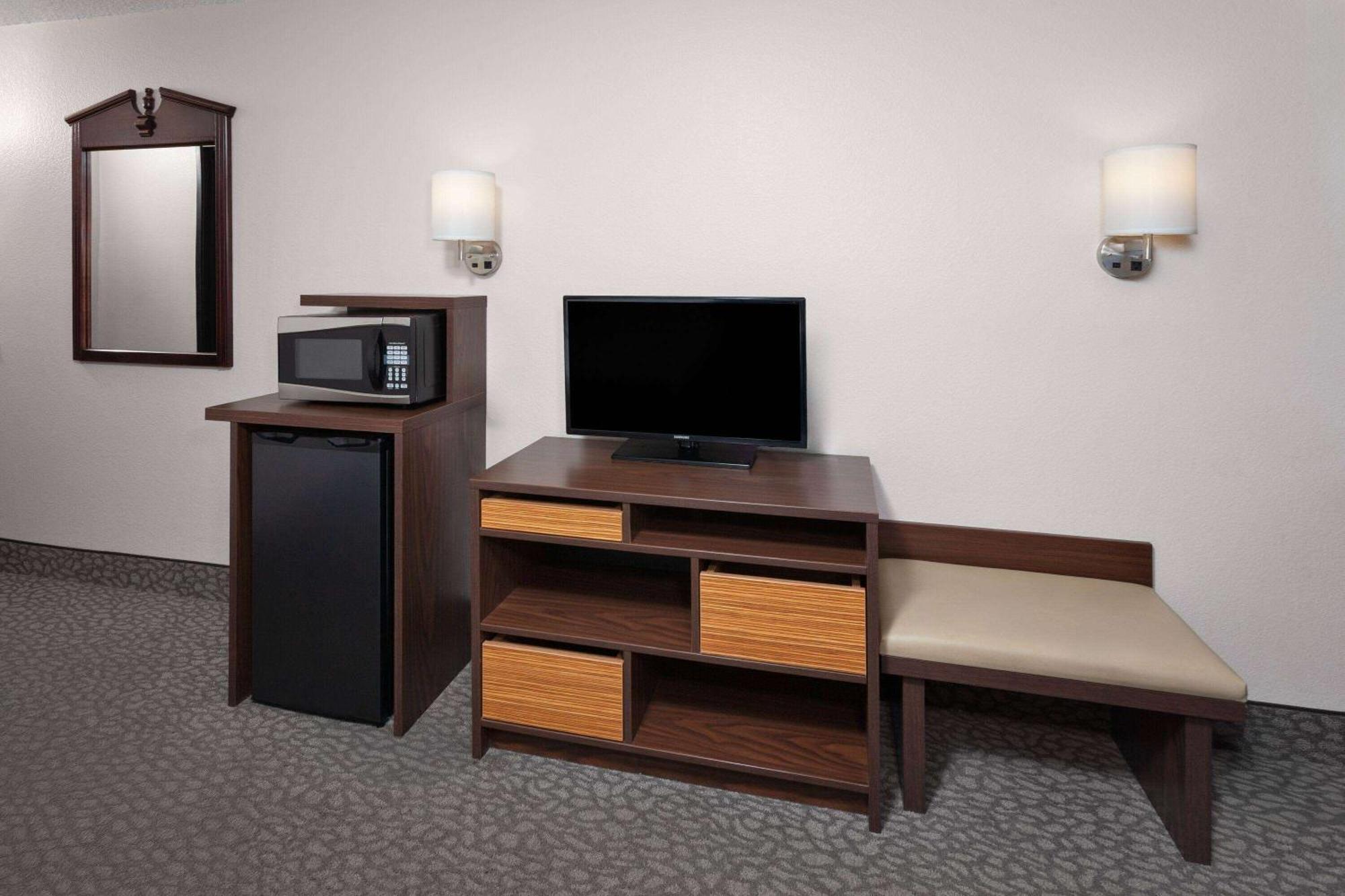 Super 8 By Wyndham Romeoville Bolingbrook Exteriör bild