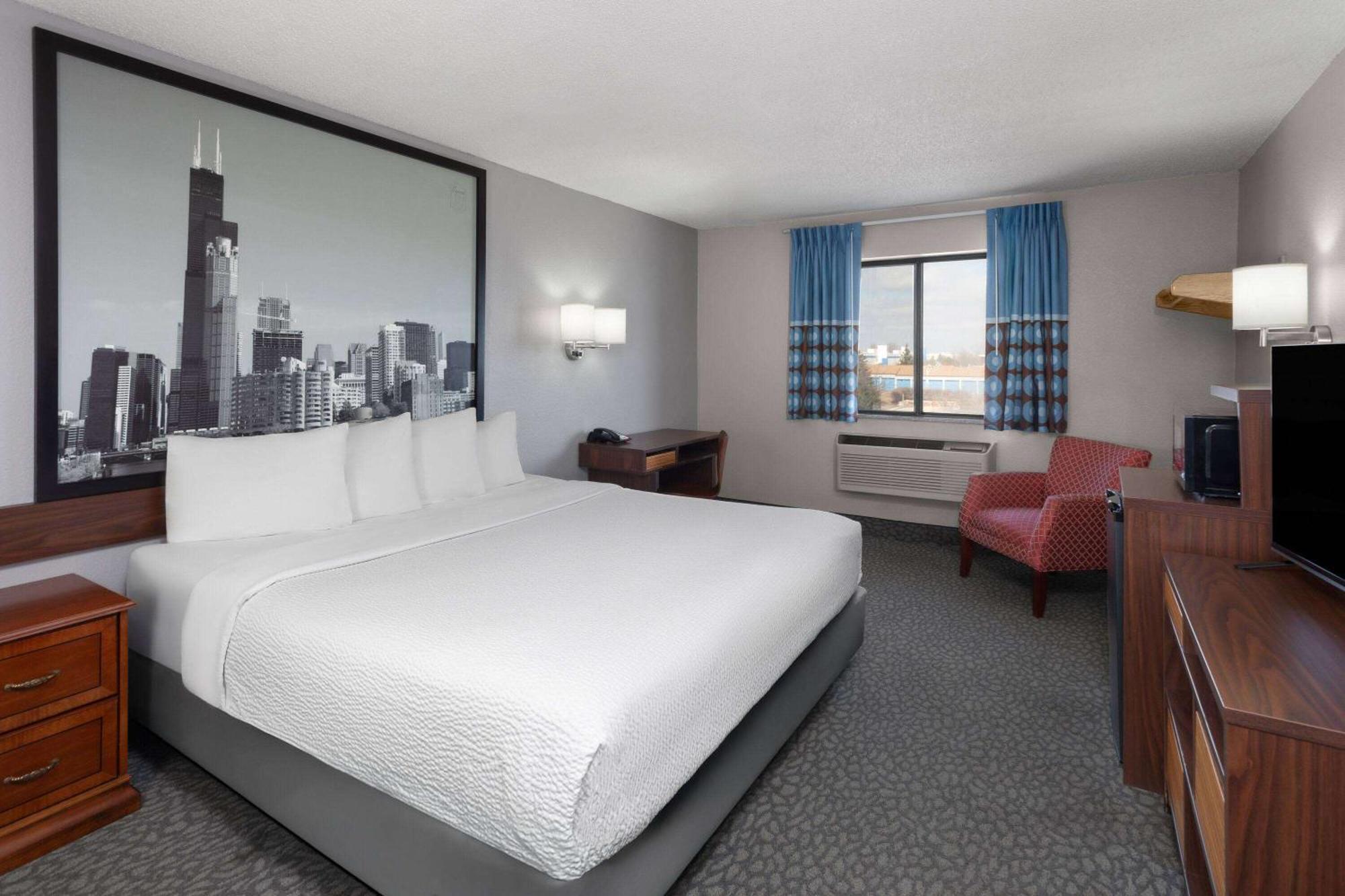 Super 8 By Wyndham Romeoville Bolingbrook Exteriör bild